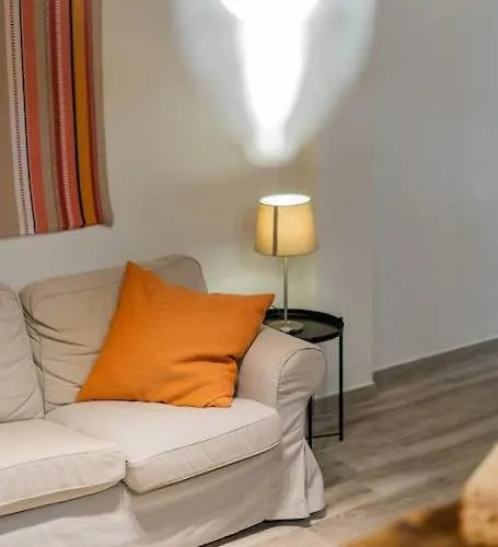Ciudad Artes Gem: Stylish Near Ruzafa & * Valencia