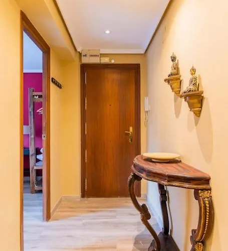 Ciudad Artes Gem: Stylish Near Ruzafa & * Valencia